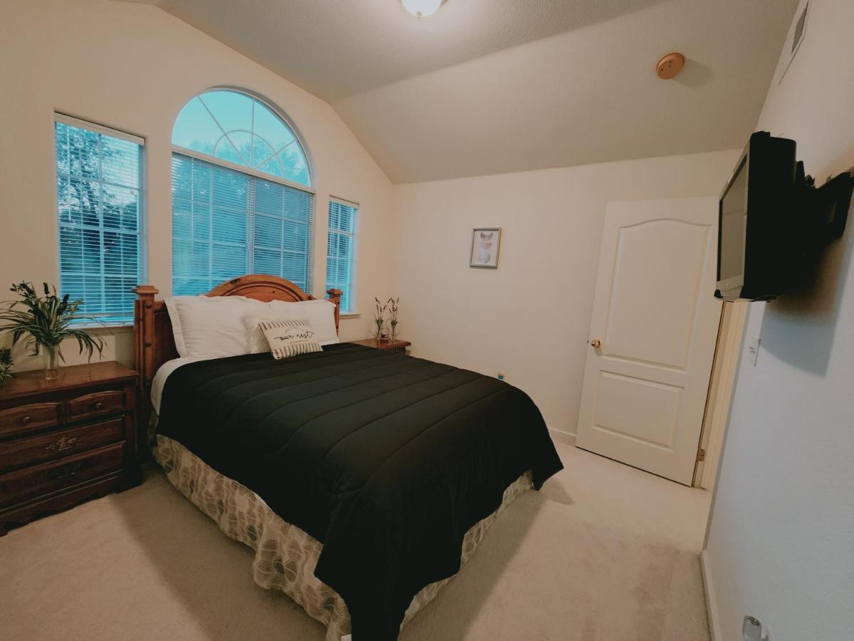 Mountain Majesty With Hot Tub, Pool Table, Generator, Ev Hookup Oakhurst Exterior foto