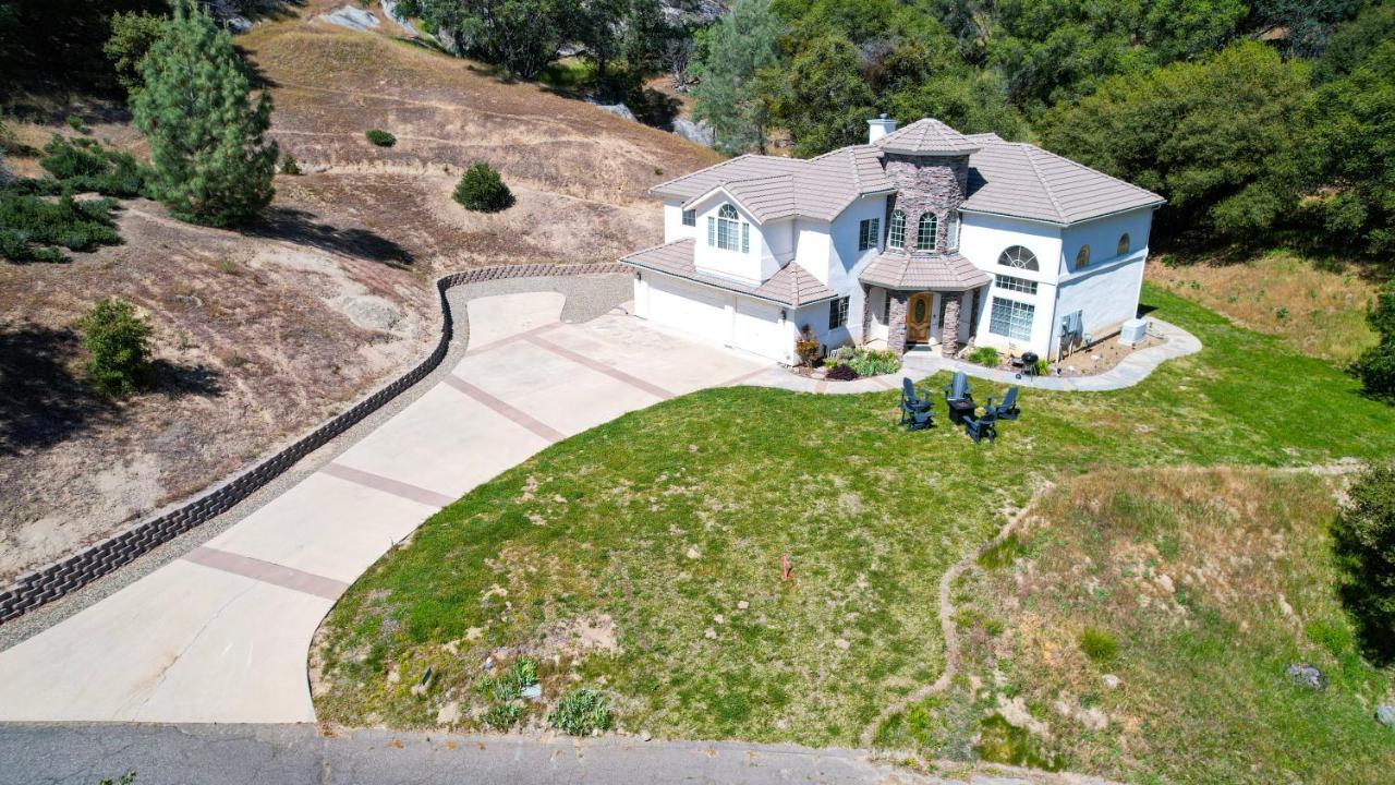 Mountain Majesty With Hot Tub, Pool Table, Generator, Ev Hookup Oakhurst Exterior foto