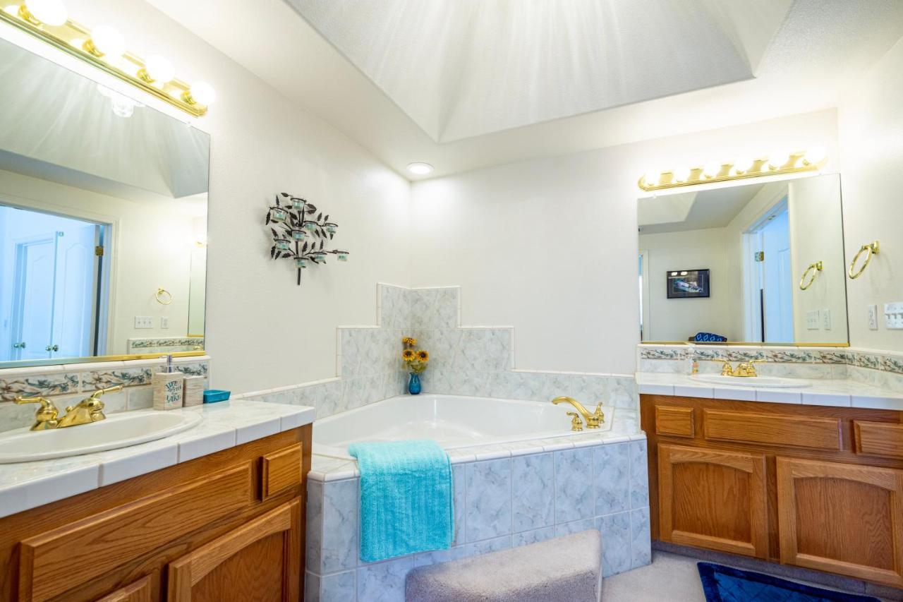 Mountain Majesty With Hot Tub, Pool Table, Generator, Ev Hookup Oakhurst Exterior foto