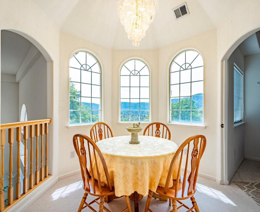 Mountain Majesty With Hot Tub, Pool Table, Generator, Ev Hookup Oakhurst Exterior foto